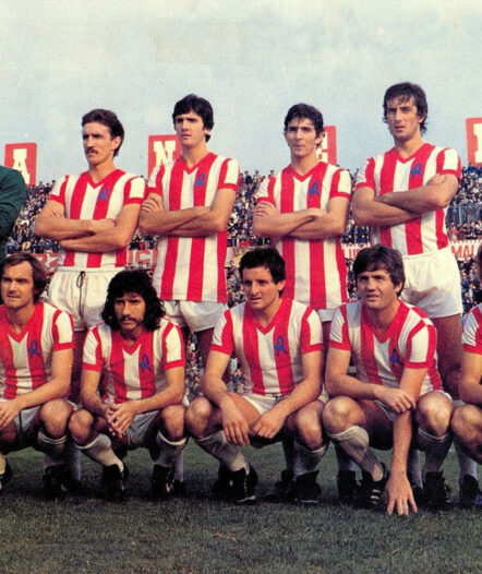 Football team with merino jerseys